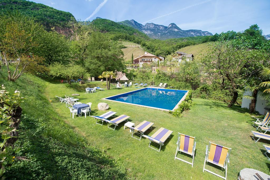 Seeberg Garni Hotel Caldaro Esterno foto