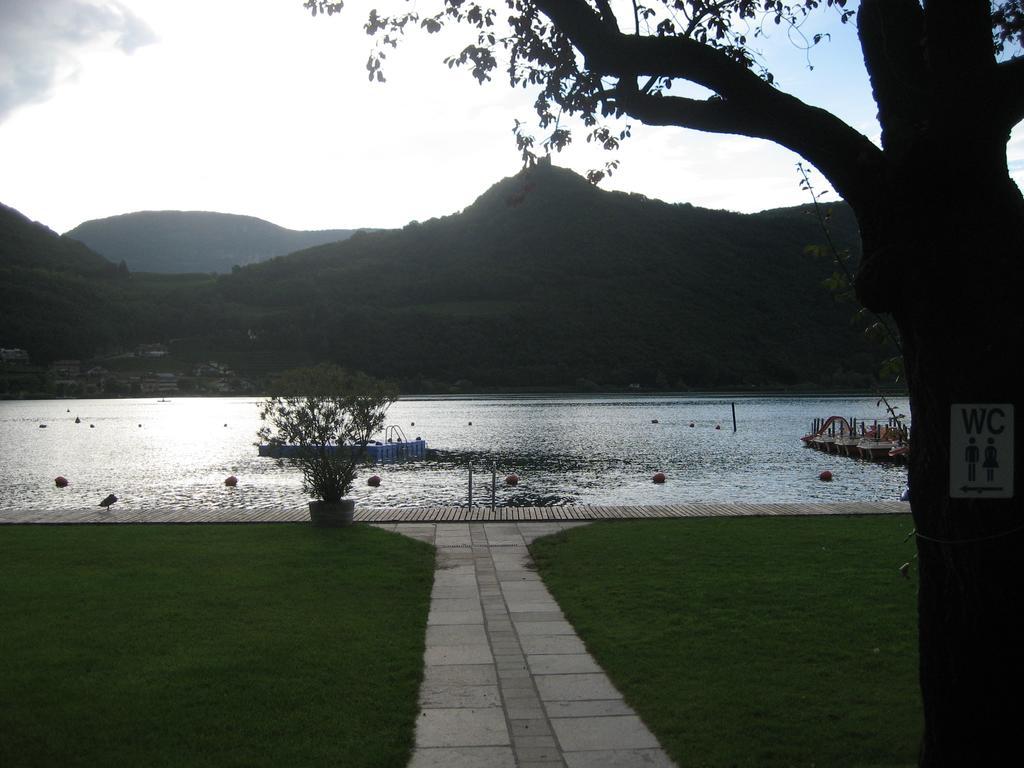 Seeberg Garni Hotel Caldaro Esterno foto